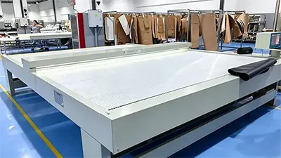Machines de mesure du cuir