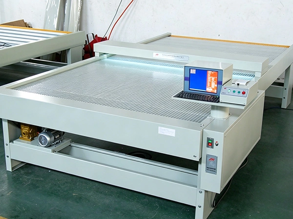 Machine de mesurage électronique du cuir