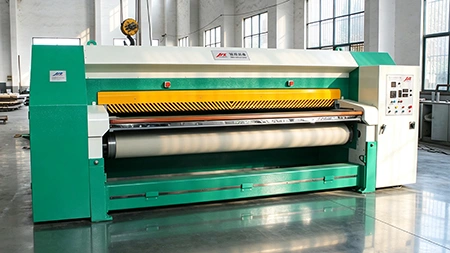 Machine à repasser le cuir