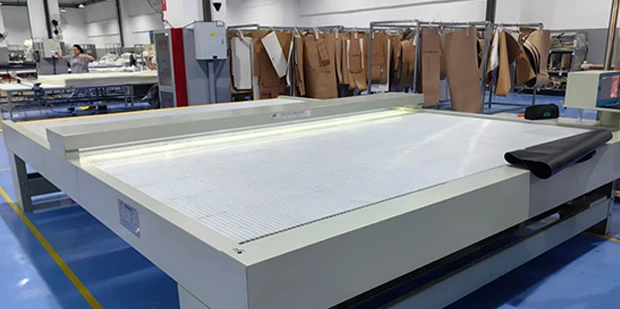 Machines de mesure du cuir